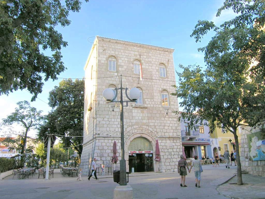 Studio Apartment Tamara Krk Town Exterior foto